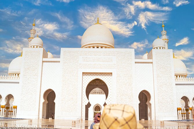 Private Abu Dhabi City Tour : Sheikh Zayed Mosque & Heritage Village - What the guide adds