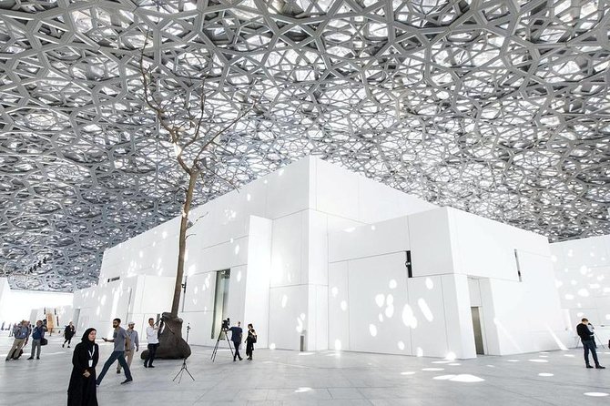 Private Abu Dhabi City Tour with Louvre Museum & Sheikh Zayed Grand Mosque - Price, group size, and what is included