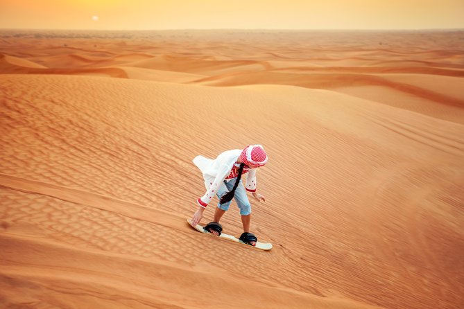 Private Abu Dhabi Evening Desert Safari (Exclusive) - Tea, dates, henna, and local dress