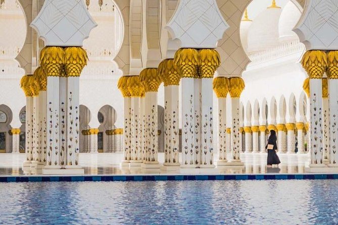 Private Abu Dhabi Sheikh zayed mosque with Louver Museum & Emirates Place Tea - Is $200 per person a fair price?