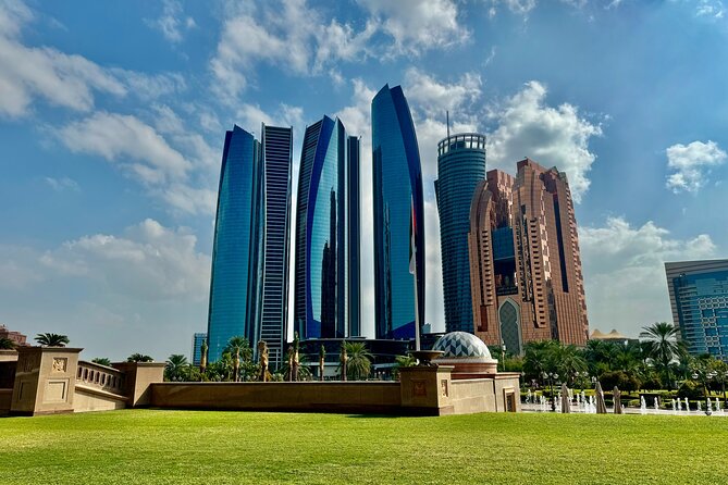 Private Abudhabi City Tour from Dubai - Marina Mall and the Corniche handle the midday pause