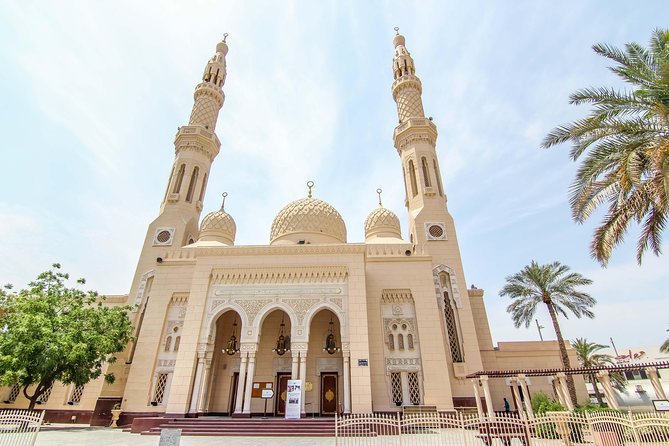 Private Dubai City Tour: A Premium Experience of Old and New - What the private guide adds, and where it can fall short