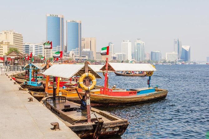 Private Full Day Dubai City Tour - The Dubai Mall and the modern city finish
