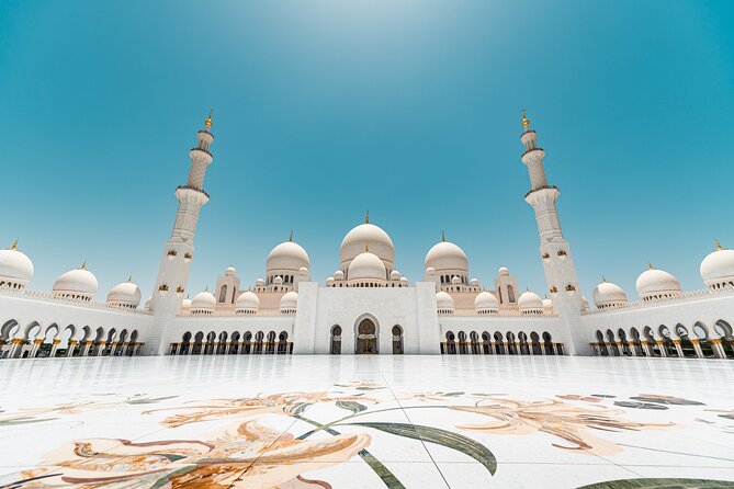 Private Full Day Tour Abu Dhabi City, Grand Mosque & Palace - Sheikh Zayed Grand Mosque deserves your attention