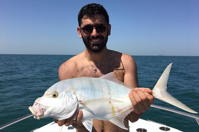 Private Regular Fishing Trip in Dubai - Snacks, drinks, and the practical comfort level