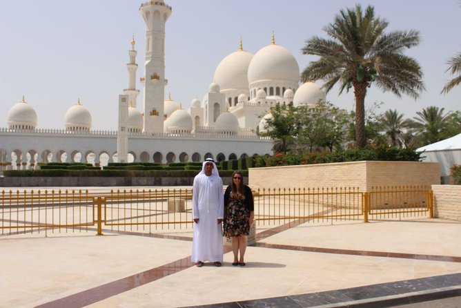 Private Sheikh Zayed Grand Mosque Tour - Why a guide changes the mosque visit