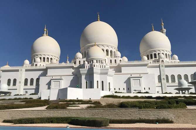 Private Sheikh Zayed Grand Mosque Tour - What the 90-minute itinerary feels like