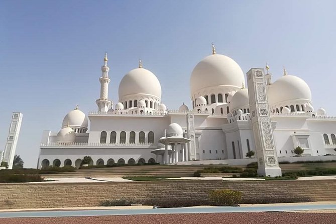Private Tour : Abu Dhabi Full Day City Tour - Emirates Palace gives you a look at royal-scale luxury