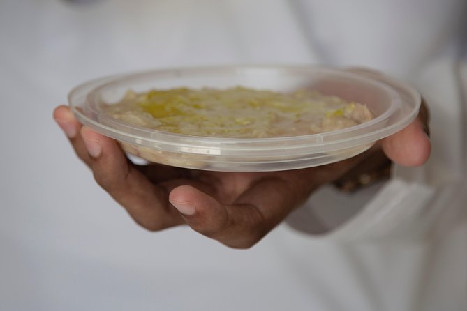Private Traditional Food tour - The guide makes the difference