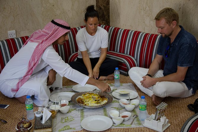 Private Traditional Food tour - Three hours with room for questions