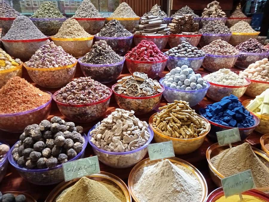 Private Walking Tour in Dubai / Old Dubai Tour - Souq Al Kabeer and the old fort area