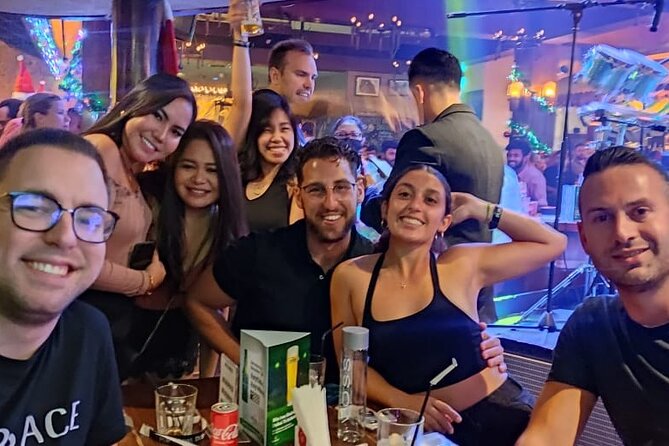Pub Crawl Dubai: Nightlife Tours - How the Dubai night gets started at 8 PM