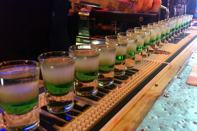 Pub Crawl Dubai: Nightlife Tours - The bus makes the route much easier