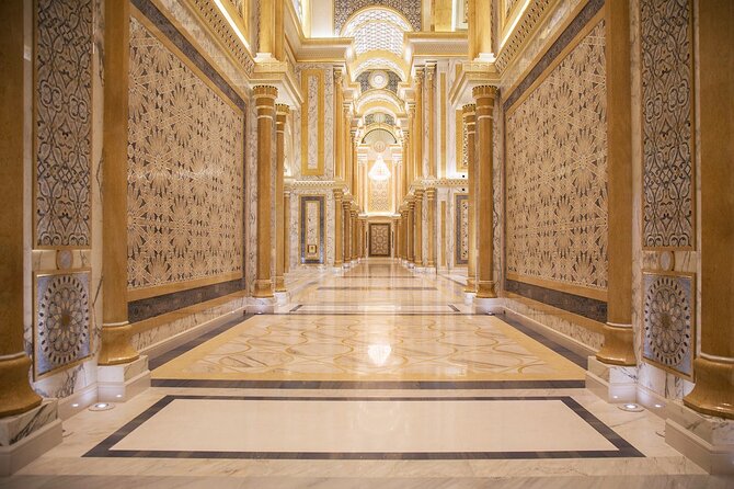 Qasr Al Watan Admission Ticket - Al Barza, the palace Majlis