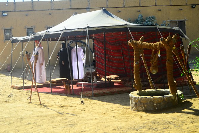 Ras Al Khaimah: Afternoon Desert Safari and BBQ Dinner - A short camel ride, henna, and Arabic coffee
