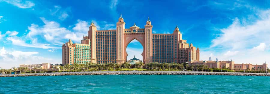 Ras Al Khaimah: Dubai Private Day Trip with Hotel Pickup - Palm Jumeirah and Atlantis