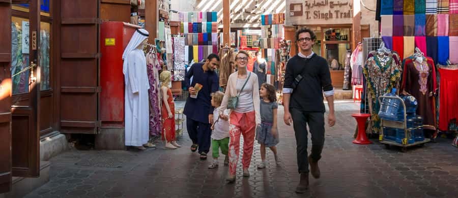 Ras Al Khaimah: Dubai Private Day Trip with Hotel Pickup - Jumeirah Mosque and the beachside icons