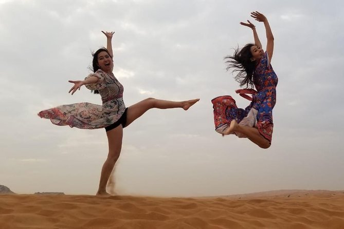 Red Dune Safari Adventure with BBQ Dinner Experience - Key points at a glance