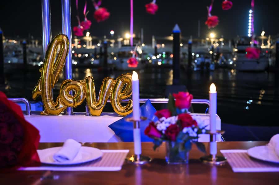 Romantic Dinner on Private Yacht - Who will enjoy this yacht dinner most