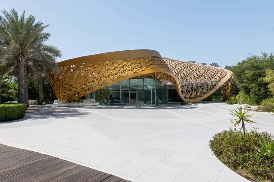 Sharjah: Al Noor Island and Butterfly House Entry Ticket - Art Installations Along the Walk