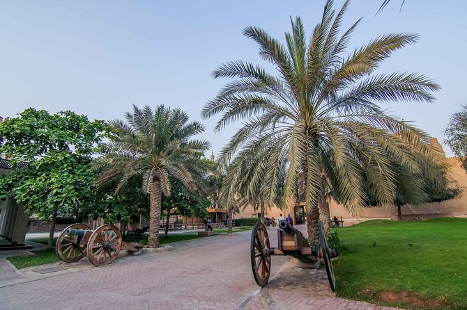 Sharjah City Sightseeing Tour - The Pearl of the Gulf - The Heritage Museum brings history down to family life