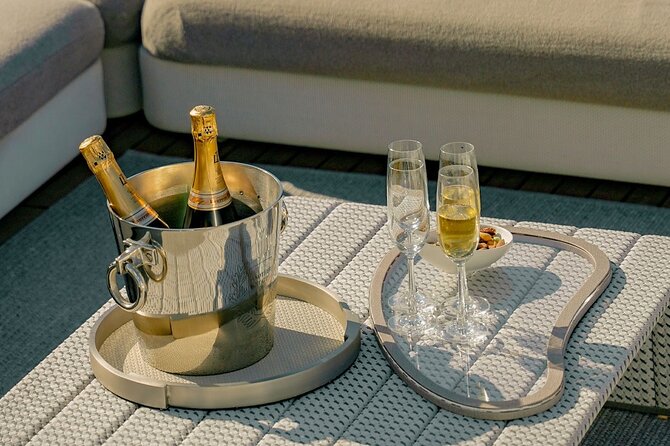 Sunseeker Superyacht: VIP Dining, Premium Drinks & Music - Dress, comfort, and who should book