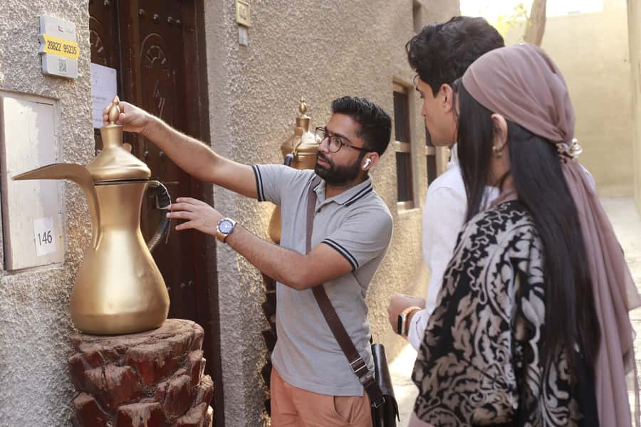 Walking Tour in Dubai. Souks, museums, Local Food Testing - Gold Souk and the final walk to Al Ras