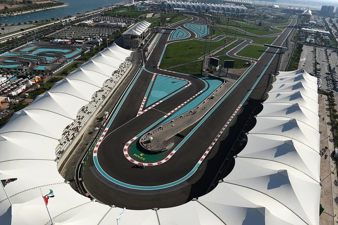 Yas Marina Circuit Tour - Finding Yas Central and Gate 20