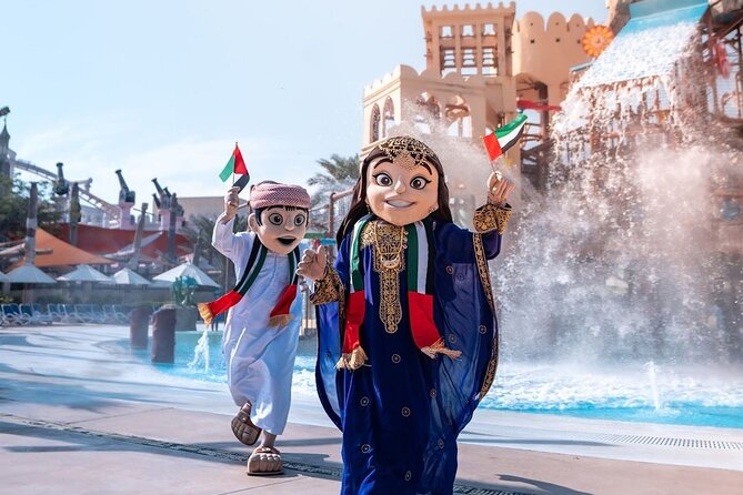 Yas Waterworld at Yas Island Abu Dhabi - Falcon’s Falaj gives families a shared ride